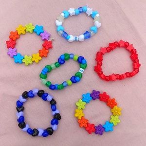 4/$15 🌻 Set of 6 handmade beaded bracelets